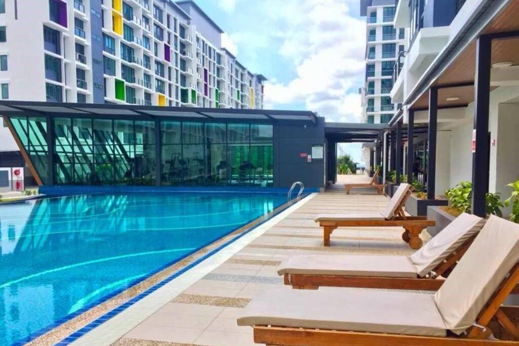 Jeff & Ricky Homestay 82@Vivacity Megamall Kuching Exterior foto